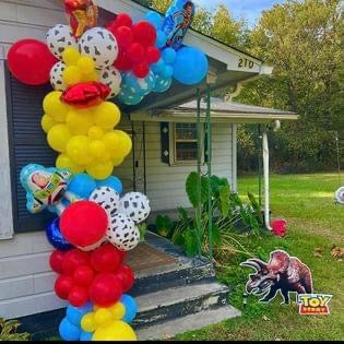 10 Ft Front Door Garland